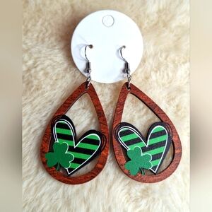 St Patricks Day Earrings New Wood Teardrop Green Striped Clover Heart